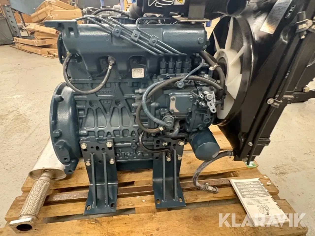 Billede 7 - Motor med køler Kubota V2403-3