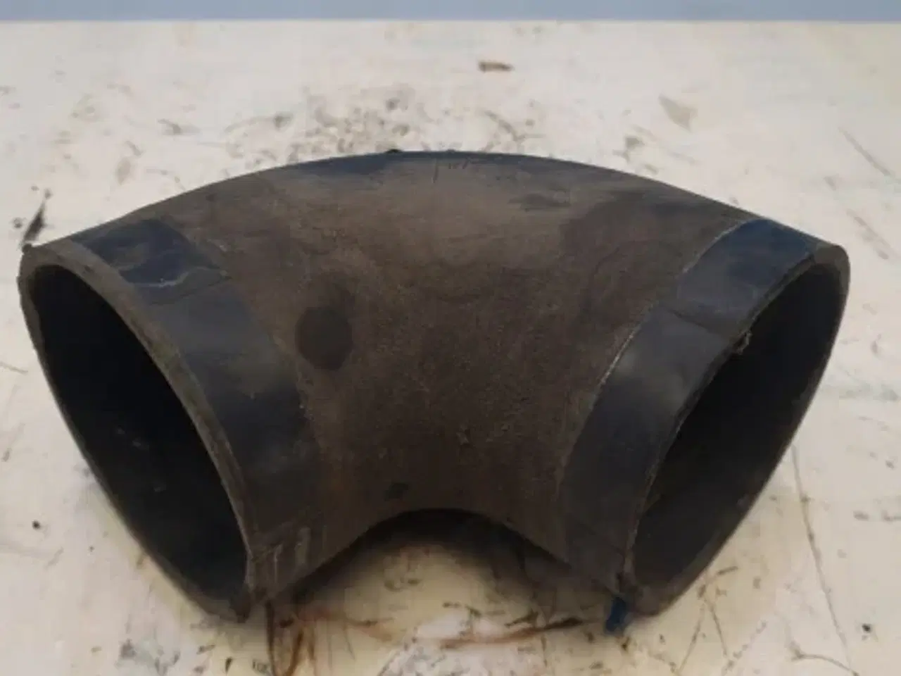 Billede 2 - Massey Ferguson 40 Gummibøjning F. Luftfilter 46421300