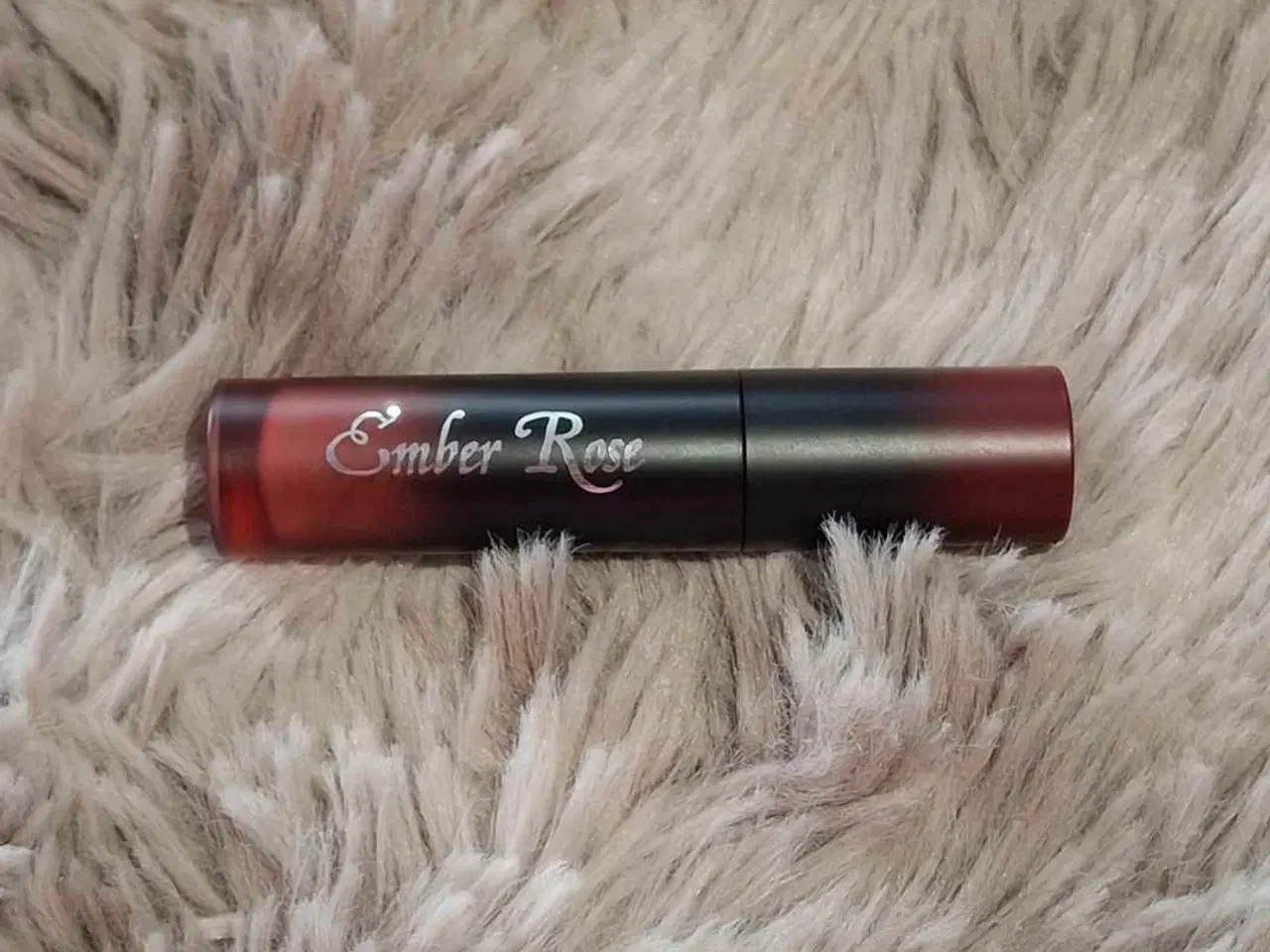 Billede 2 - Ember Rose - Immortal Love Lipgloss - Unconditiona
