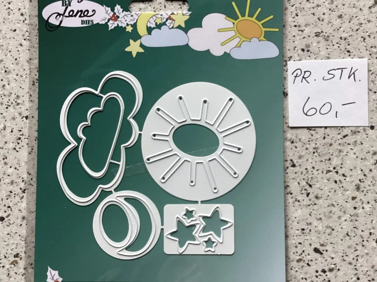 Billede 2 - Scrapbook dies, forskellige sæt, punch mm.  Fra