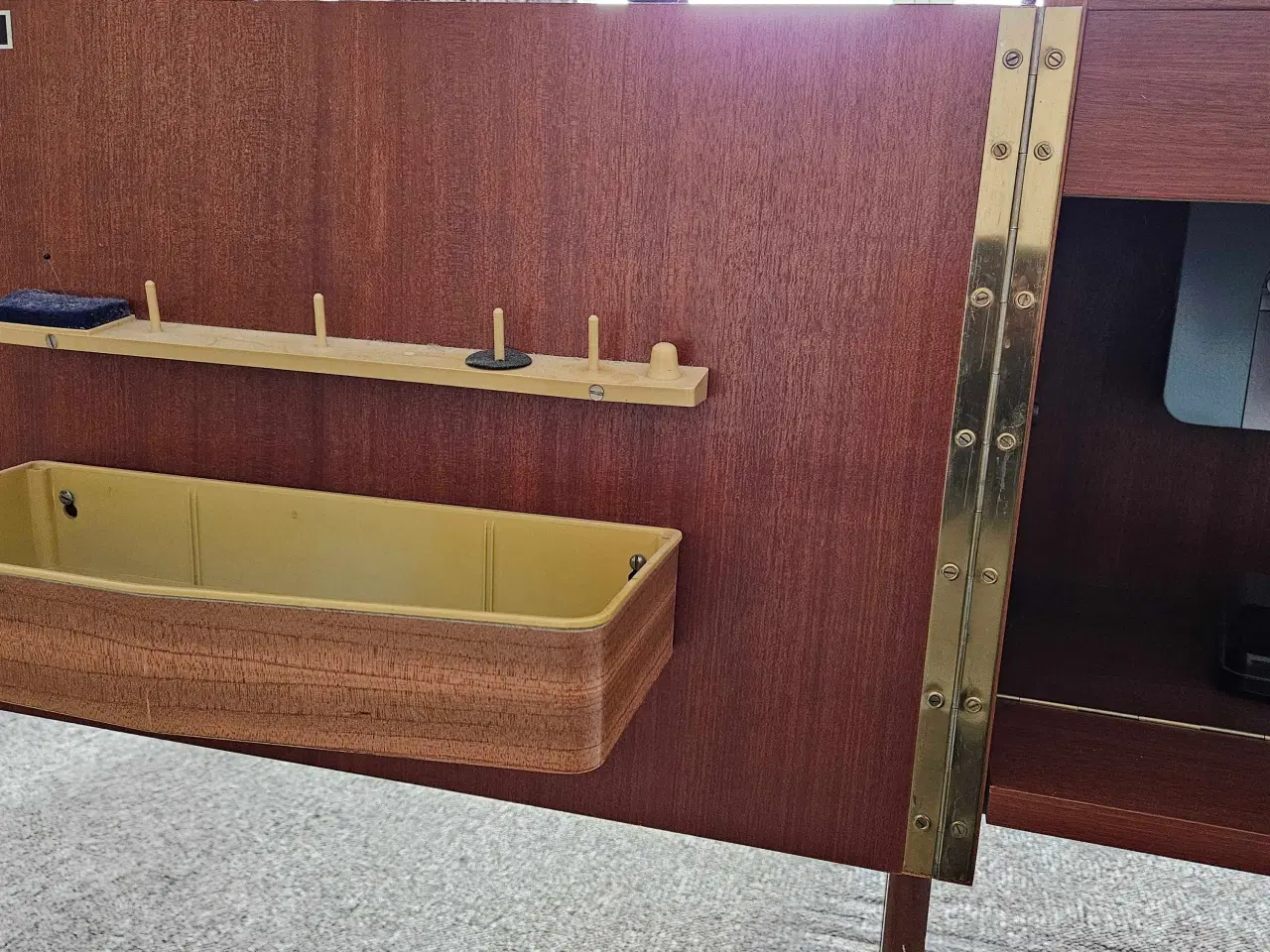 Billede 3 - Teaktræ Symaskine Bord