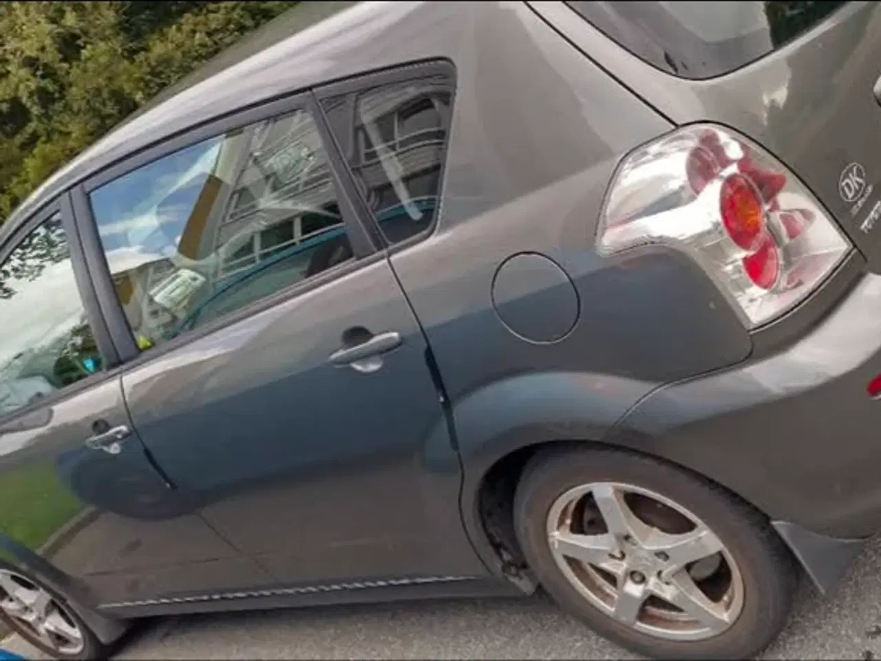 Billede 4 - Rigtig pæn Corolla verso 