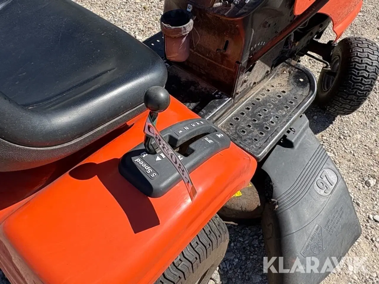 Billede 11 - Græsslåmaskine Husqvarna LT131