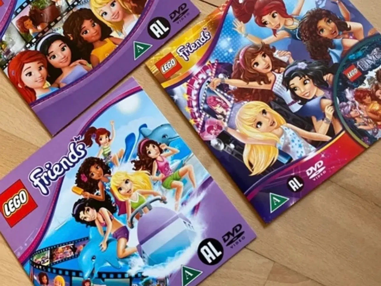 Billede 2 - 3 stk. Lego friends dvd’er sælges 