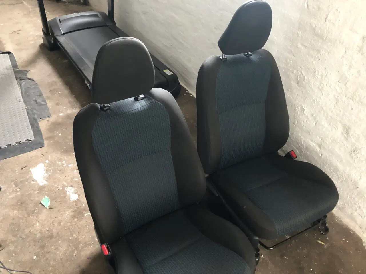 Billede 2 - Toyota Yaris fra 2011 til 2017. Ingen huller fejle