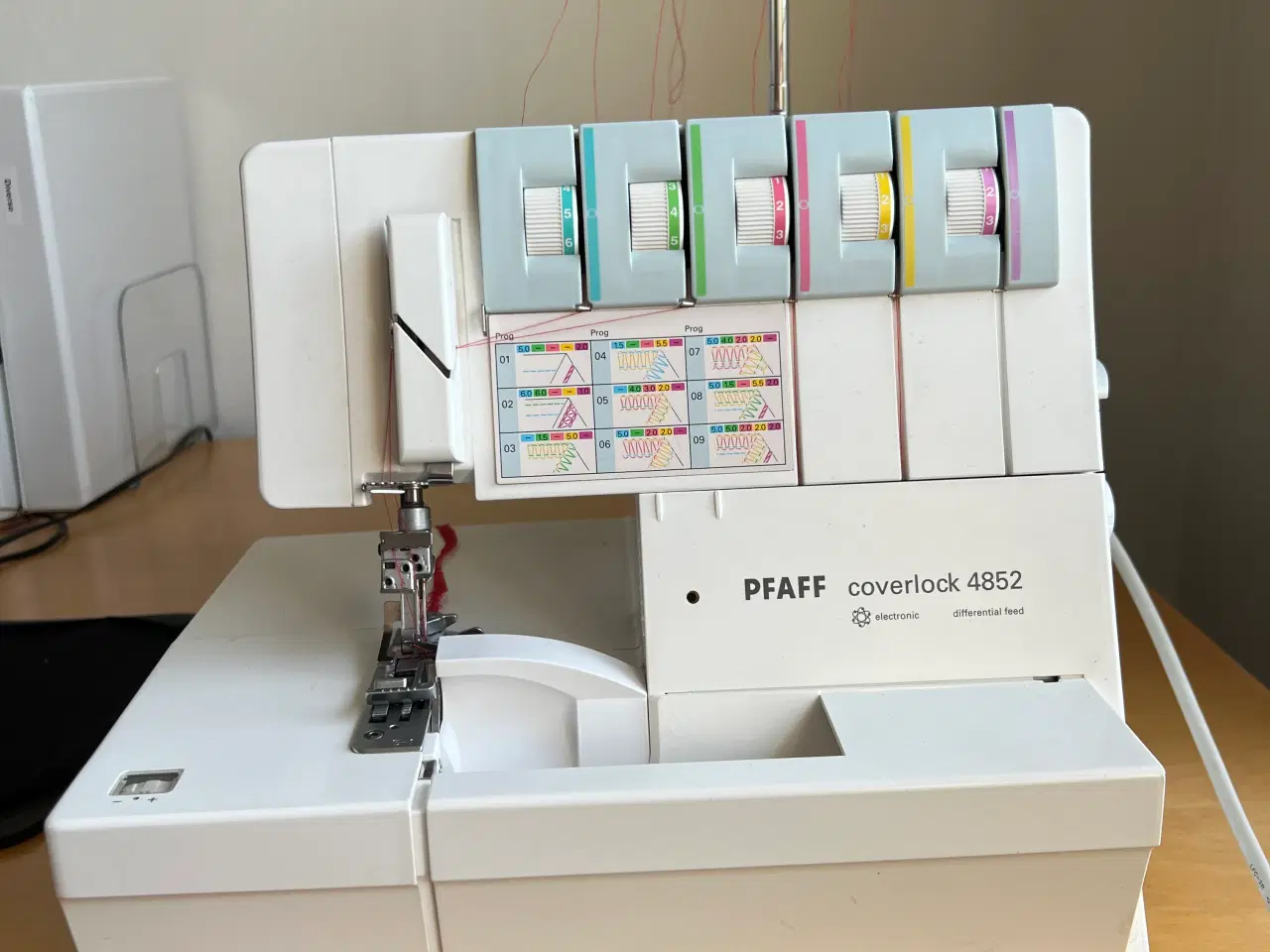 Billede 1 - Pfaff overlocker/coverlock