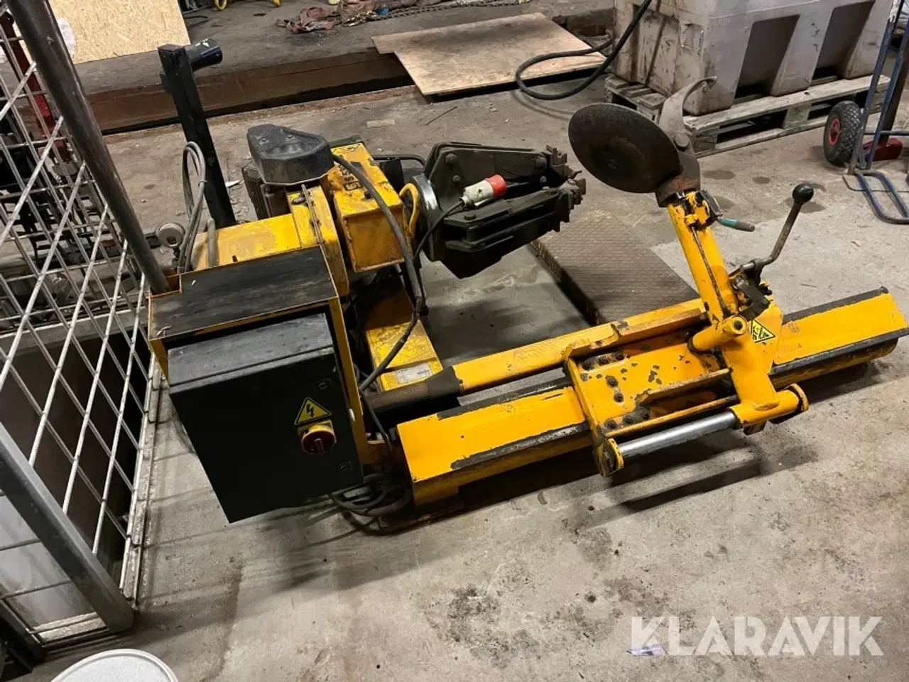 Billede 3 - Dækapparat lastbil Sice S530