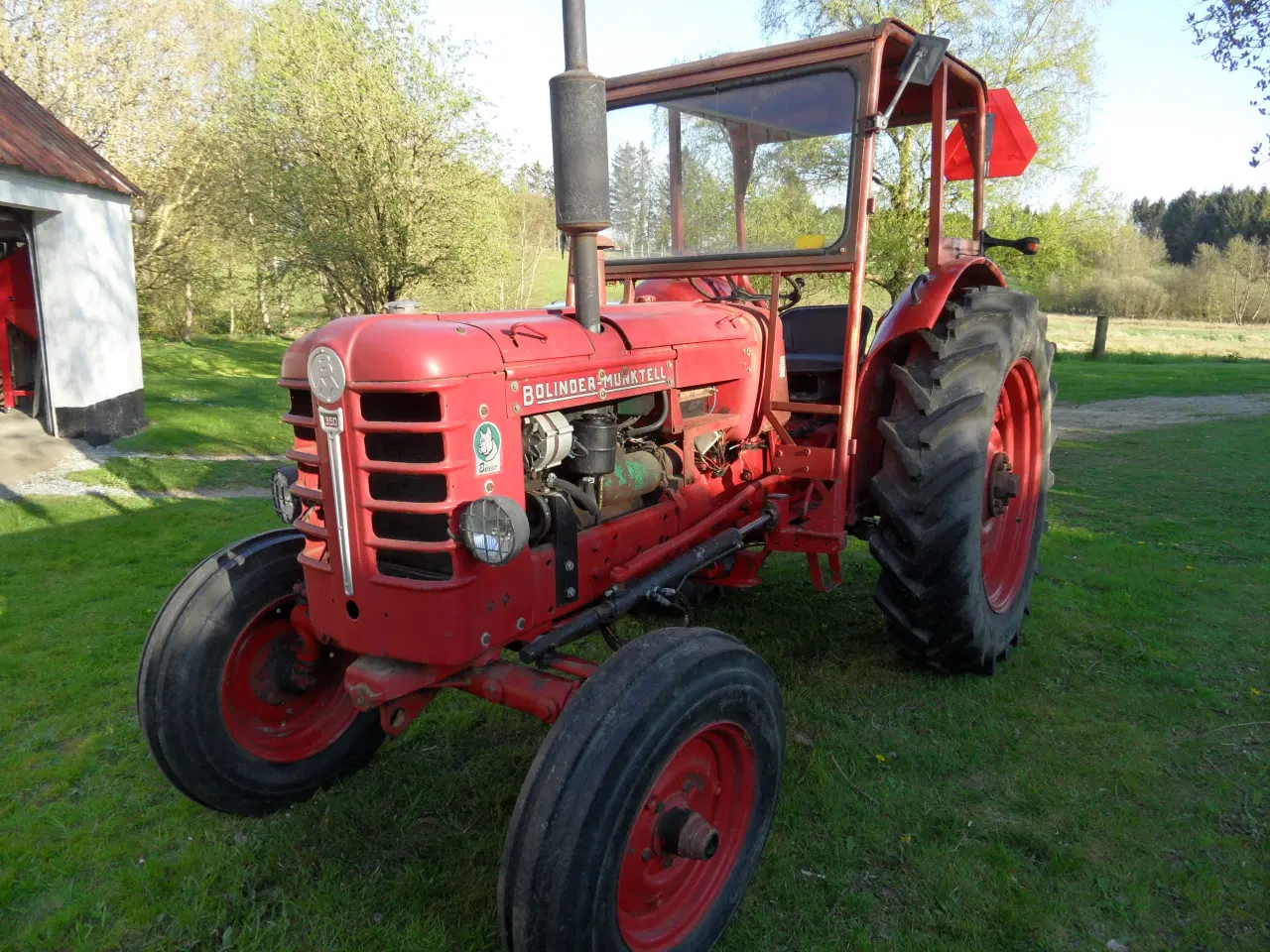 Billede 1 - Traktor Volvo 350