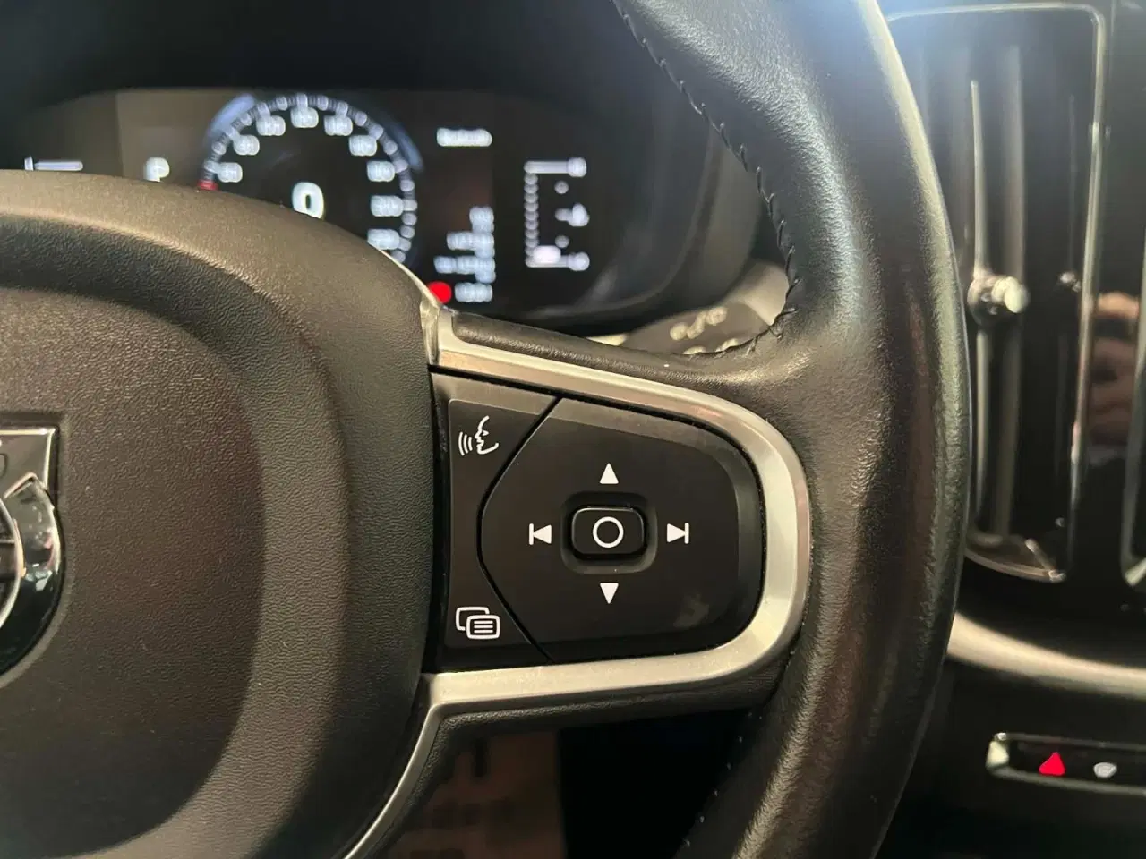 Billede 10 - Volvo XC60 2,0 D4 190 Momentum aut. AWD