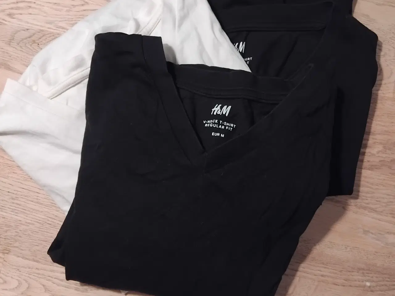 Billede 1 - 3 stk t shirt str M.
