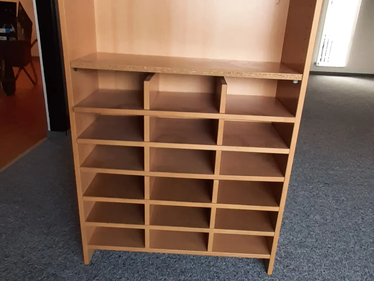 Billede 1 - Reol system til mange formål.