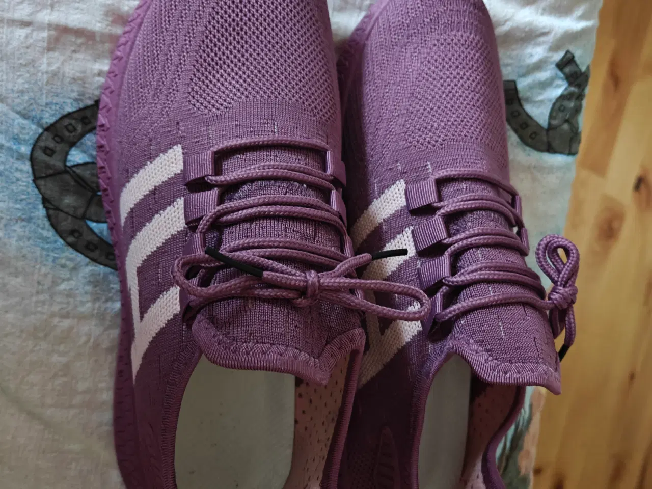 Billede 2 - Nye løbesko 