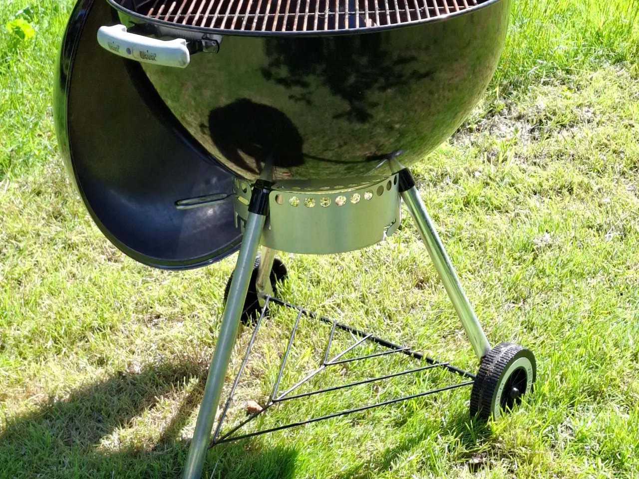Billede 2 - Weber kuglegrill, 57 cm