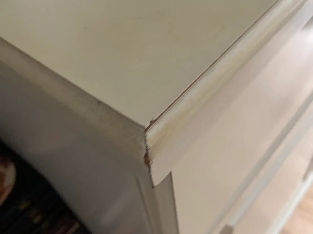 Billede 4 - Skænk i cremefarvet