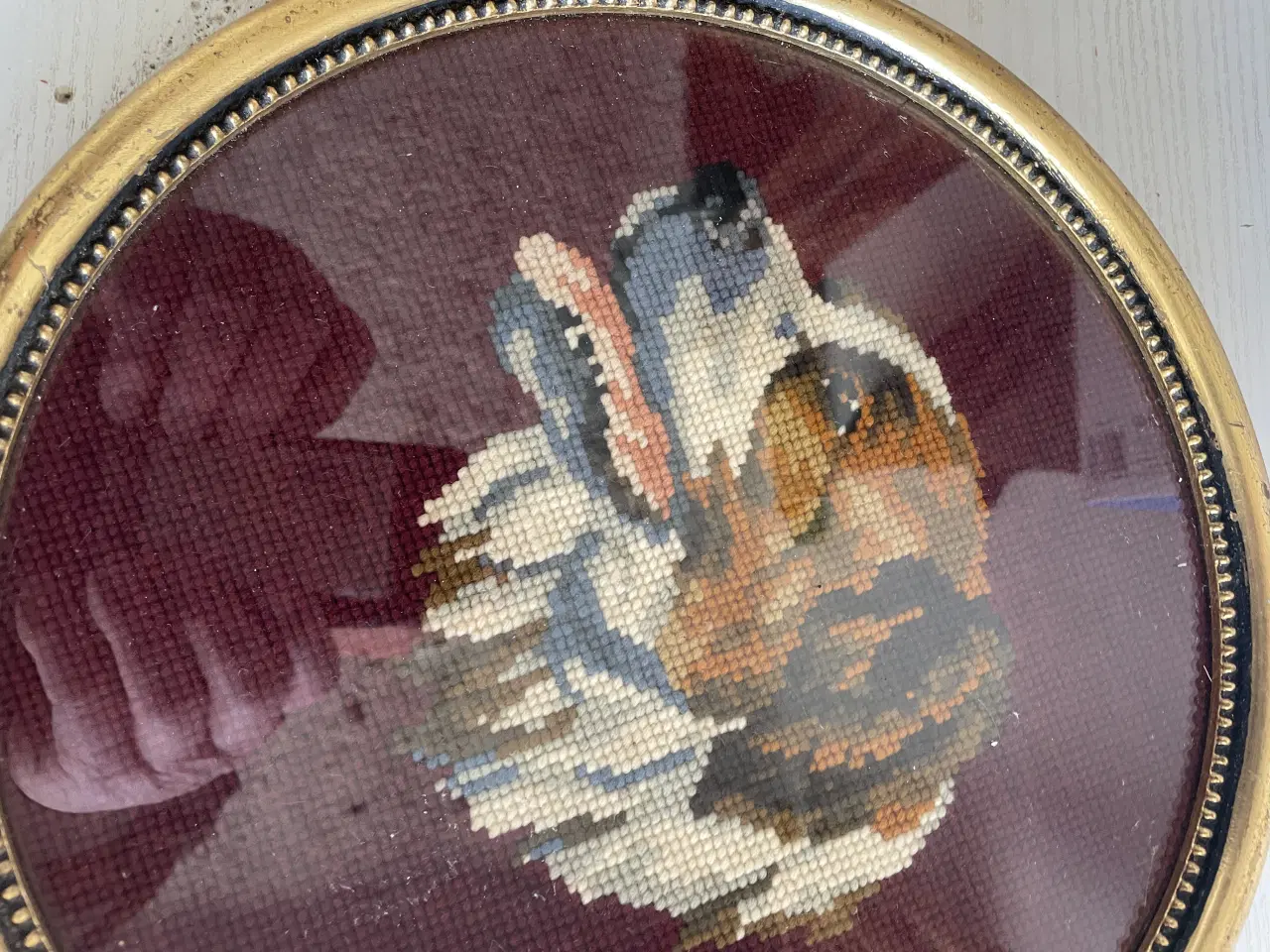 Billede 2 - Antikke runde broderede hunde