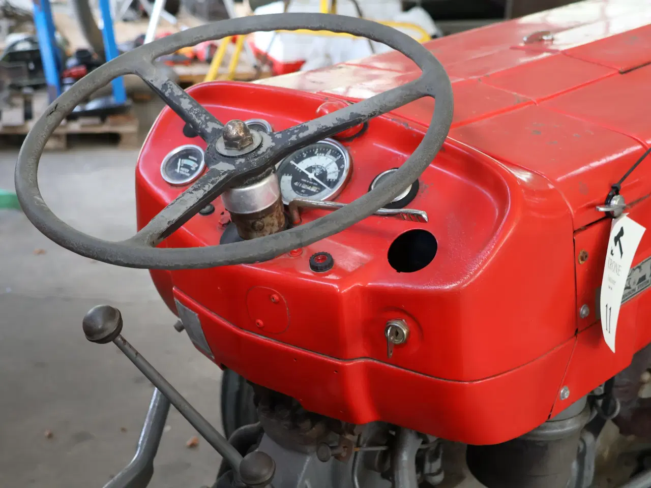 Billede 6 - Massey Ferguson 135. 4 cyl benzin årg 1965