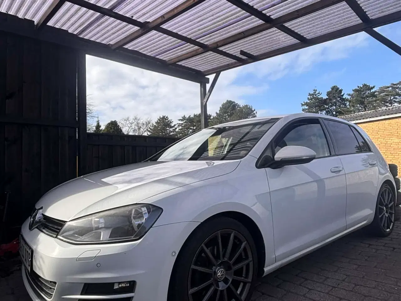 Billede 2 - Flot bil i hvid farve vw golf