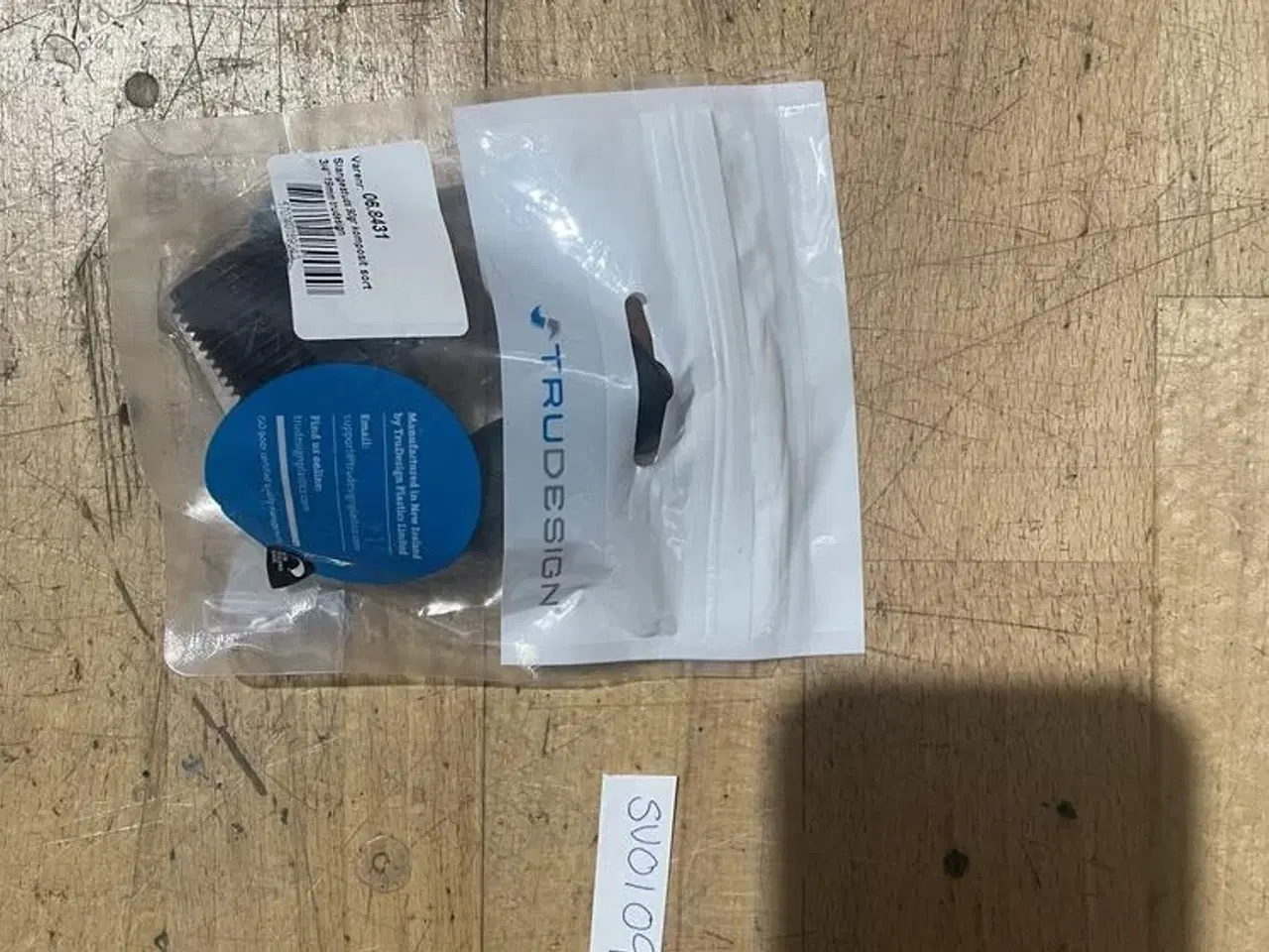 Billede 1 - Trudesign Slangestuds 90 grader komposit sort 3/4" 19 mm