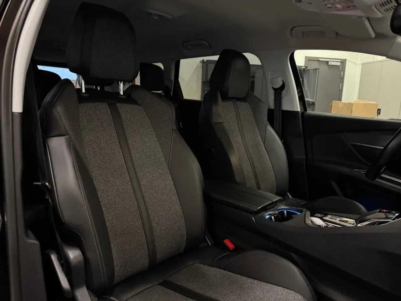 Billede 16 - Peugeot 5008 1,2 e-THP 130 Allure EAT6 7prs