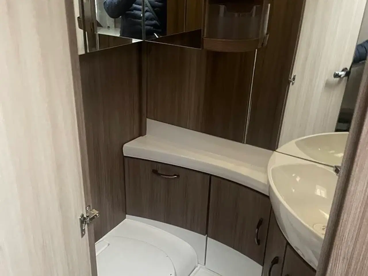 Billede 2 - Hobby delux 560 UFK