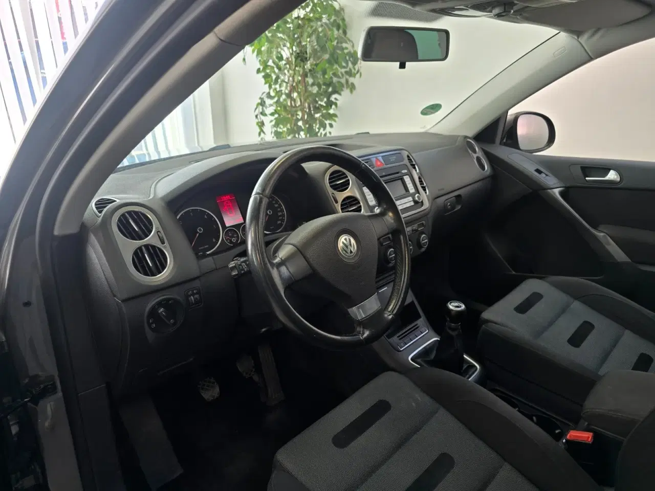 Billede 5 - VW Tiguan 2,0 TDi 140 Sport & Style 4Motion