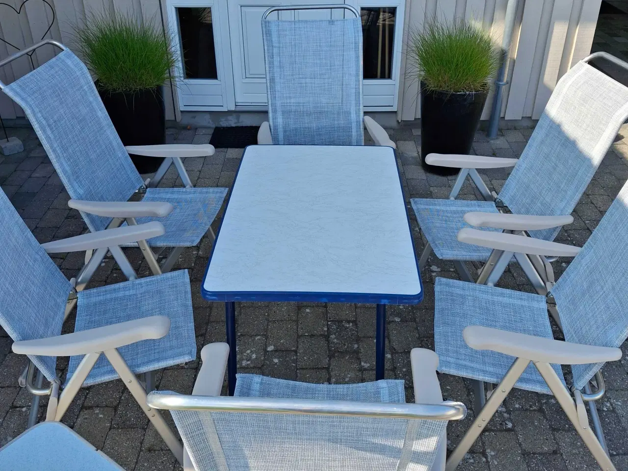 Billede 3 - Campingbord og 6 stk. Campingstole