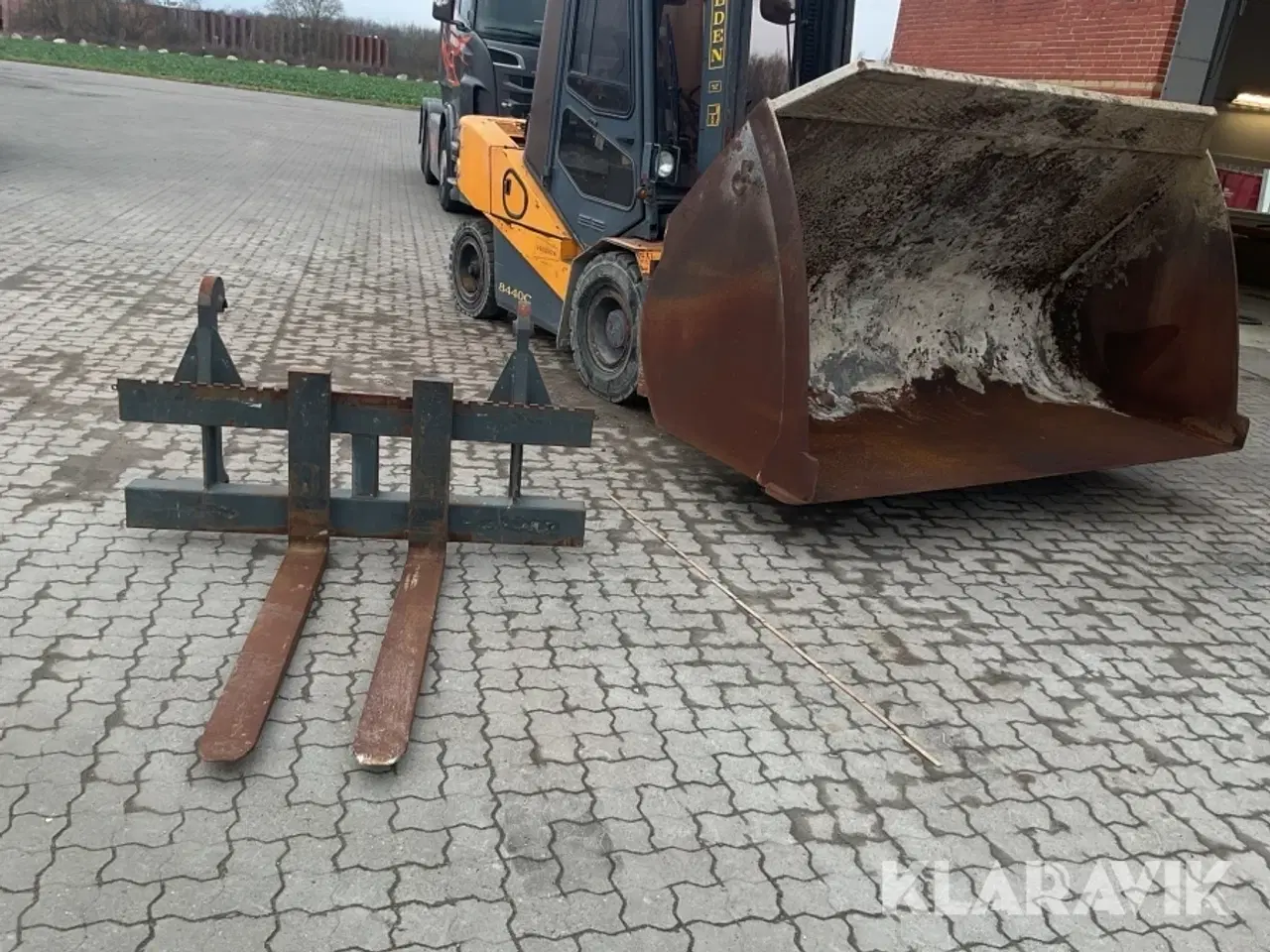 Billede 1 - Skovl + gafler Stallex