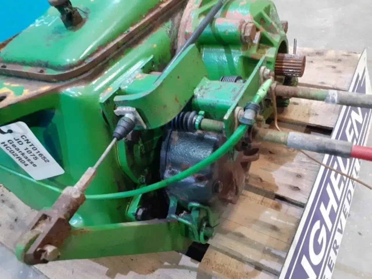Billede 10 - John Deere 1075 Gearkasse