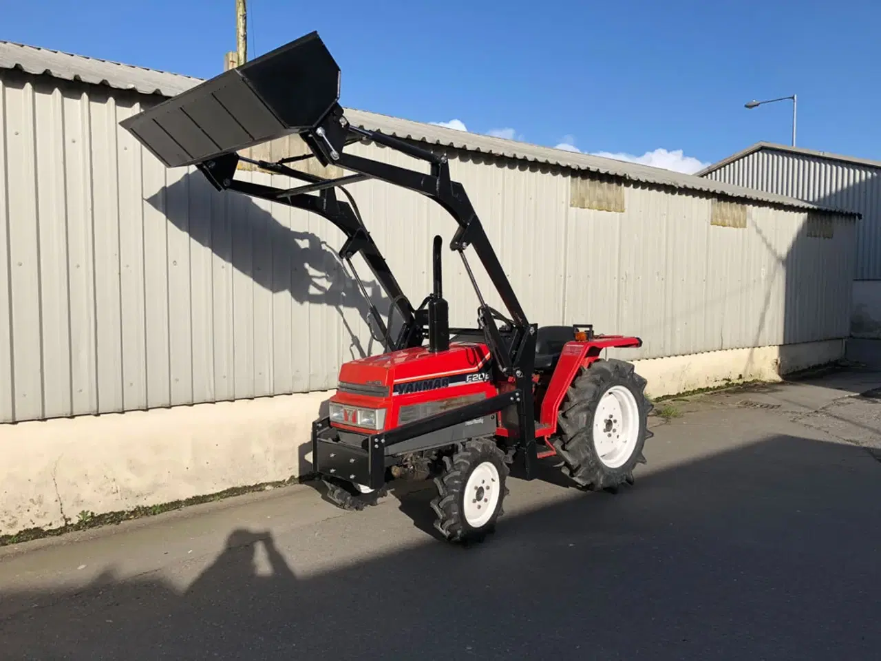 Billede 1 - Yanmar F20D kompakttraktor med frontlæsser