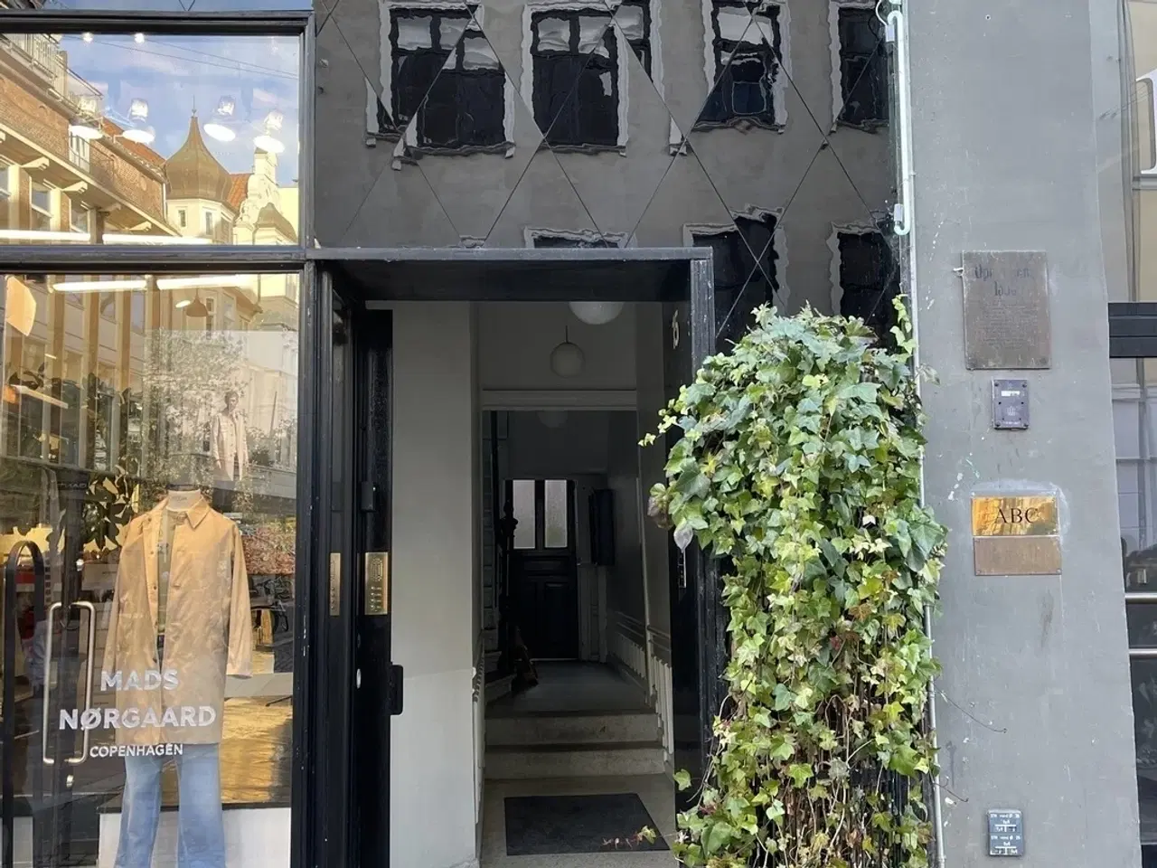 Billede 5 - KONTOR PÅ STRØGET UDLEJES - OP TIL 3 MDR. LEJERABAT