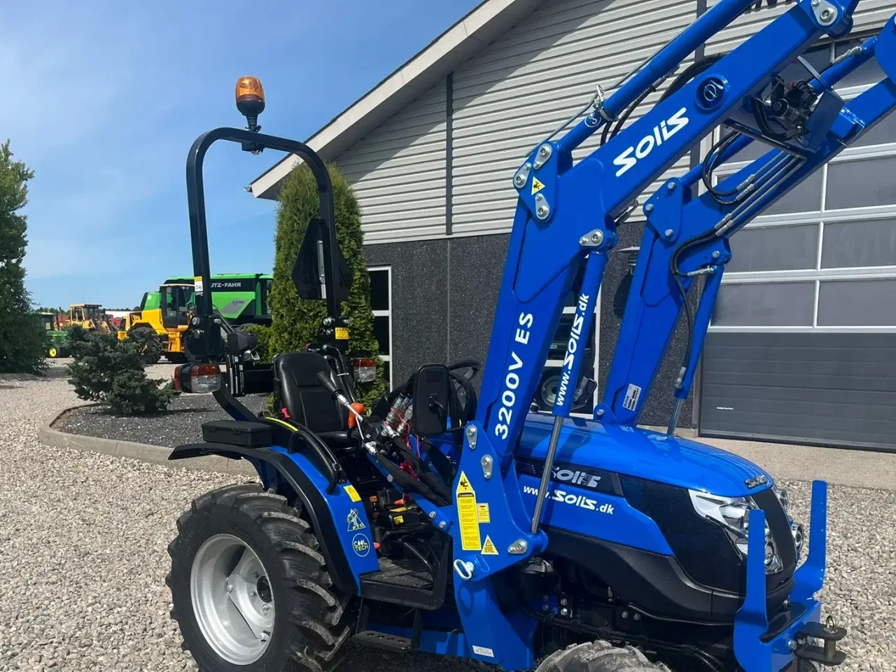 Billede 20 - Solis S26 6+2 gearmaskine med Fuldhydraulisk frontlæsser