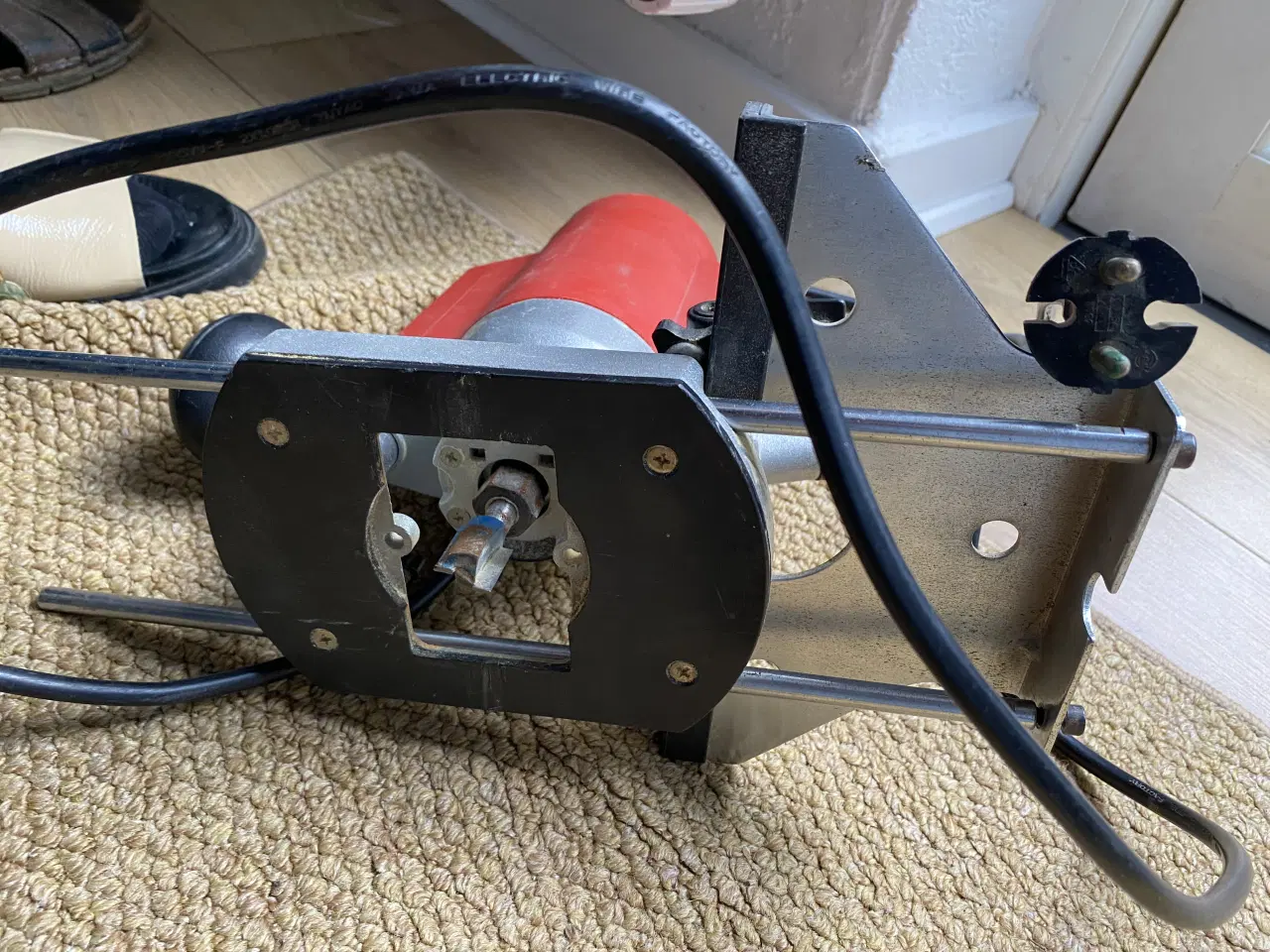 Billede 4 - Overfræser med tilbehør 