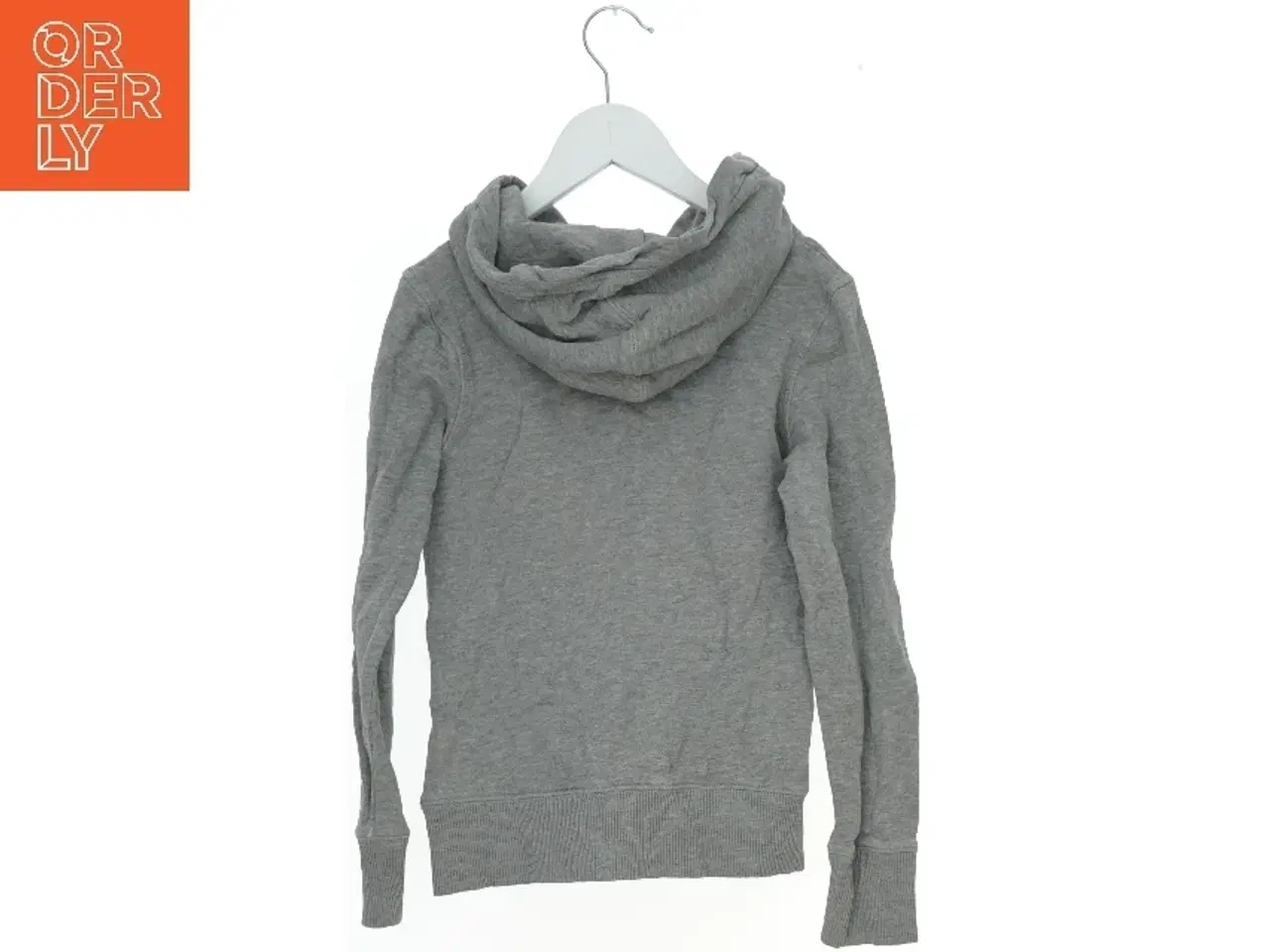Billede 2 - Grå hættetrøje med talprint fra H&M (str. 134)