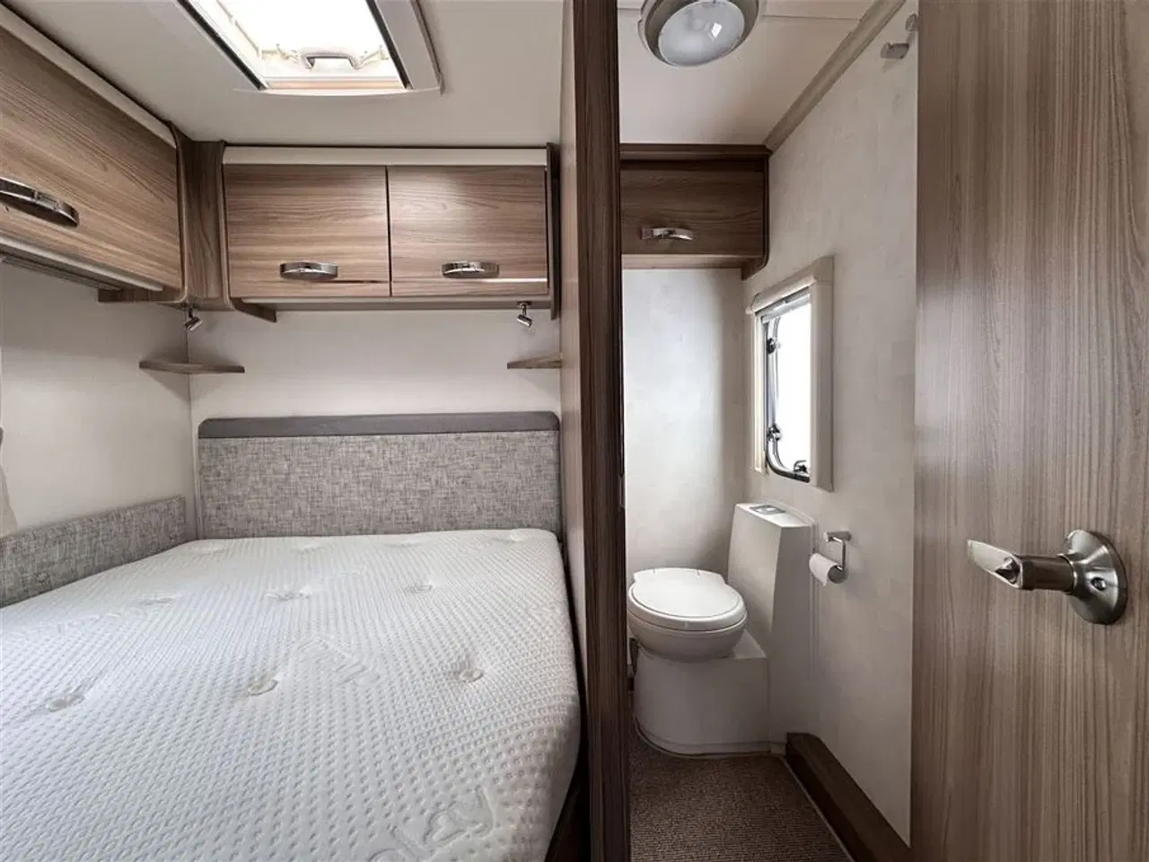 Billede 5 - 2015 - Sprite Alpine Sport 470 CF   Fin campingvogn med fransk seng
