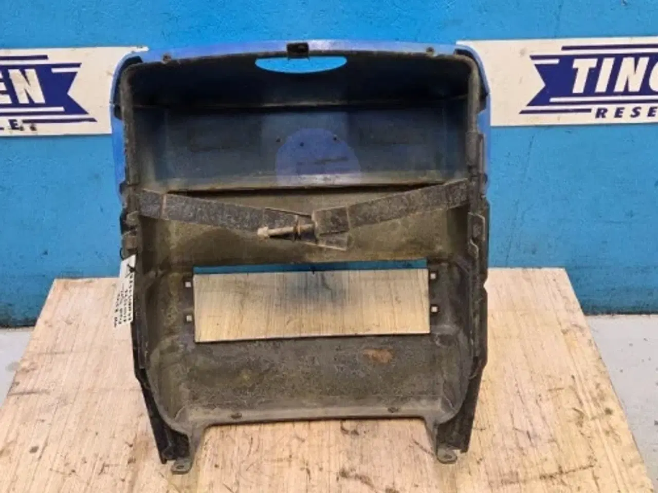 Billede 7 - New Holland 8340 Front Hjelm