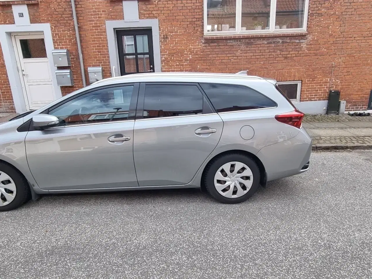 Billede 4 - Toyota Auris 2,0 D-4D T2+ Comfort Touring Sports