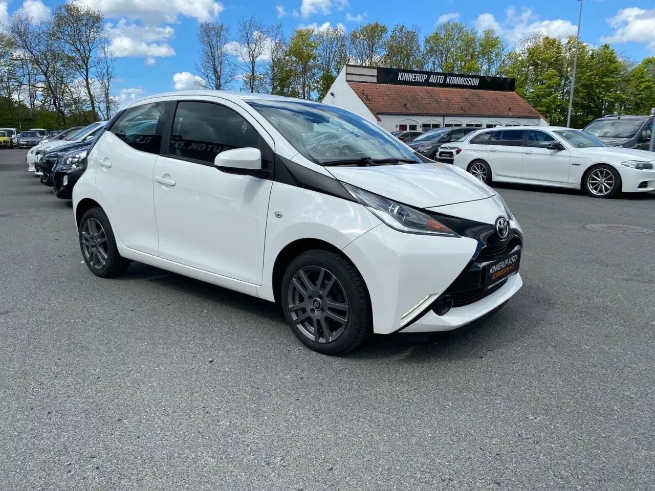 Billede 2 - Toyota Aygo 1,0 VVT-I X-Play + X-Touch 69HK 5d
