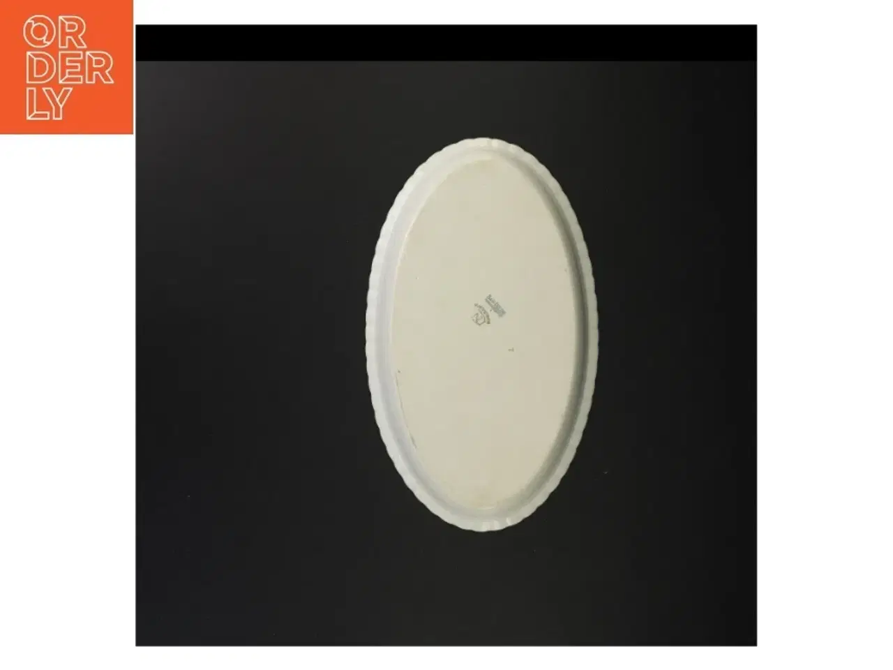 Billede 19 - Kaffestel fra Bing Og Grøndal (str. 25 x 23 cm og 25 x 19 cm og 12 cm og 6 x 9 cm og 15 cm og 27 gang i 25 cm x 16 cm og 30 x 19 cm)