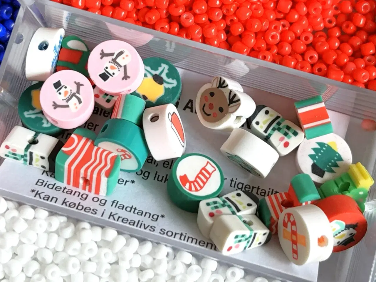 Billede 2 - Vinter- og juleperler af fimo-ler.