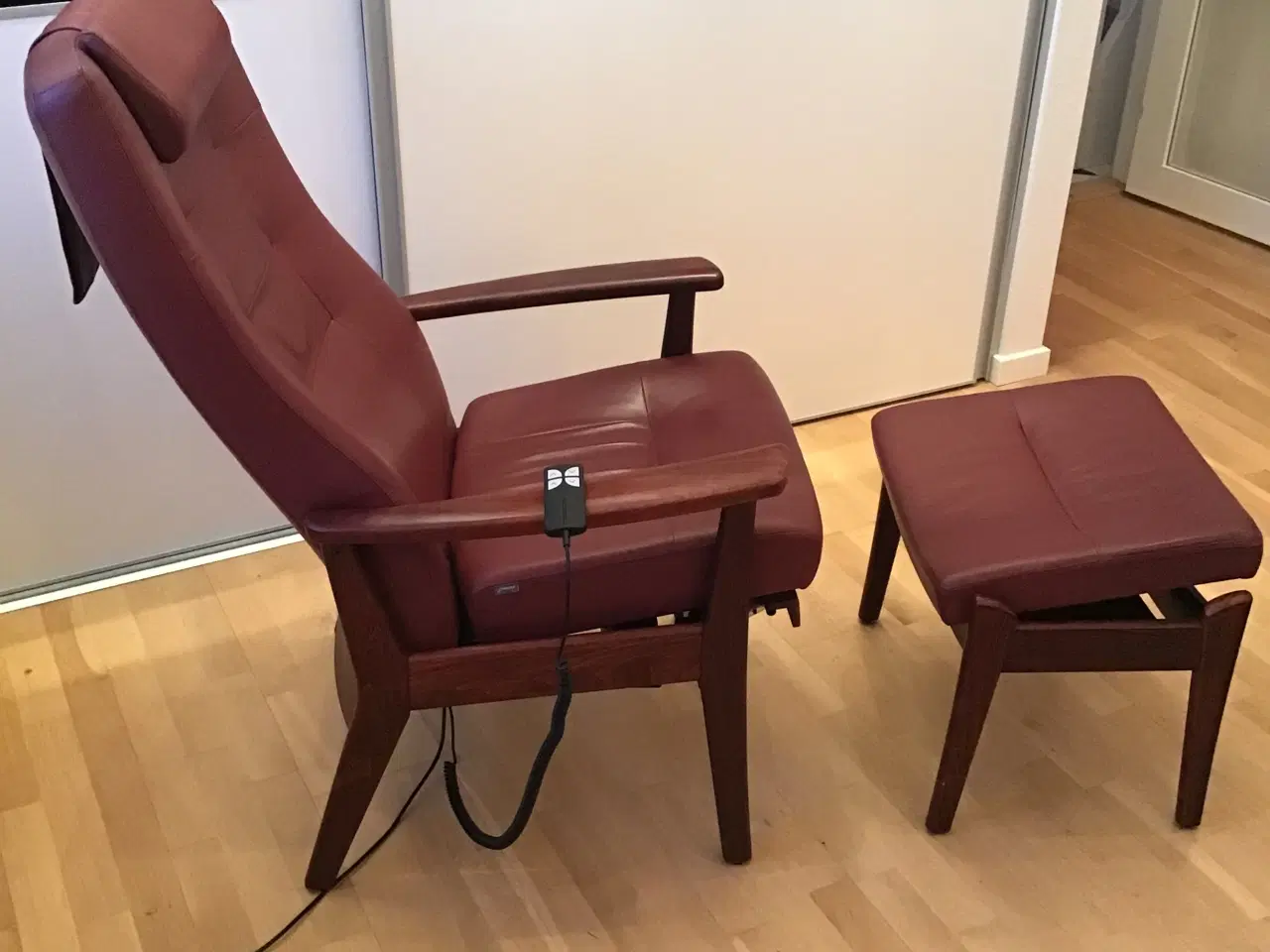 Billede 1 - Farstrup lænestol Plus 5900