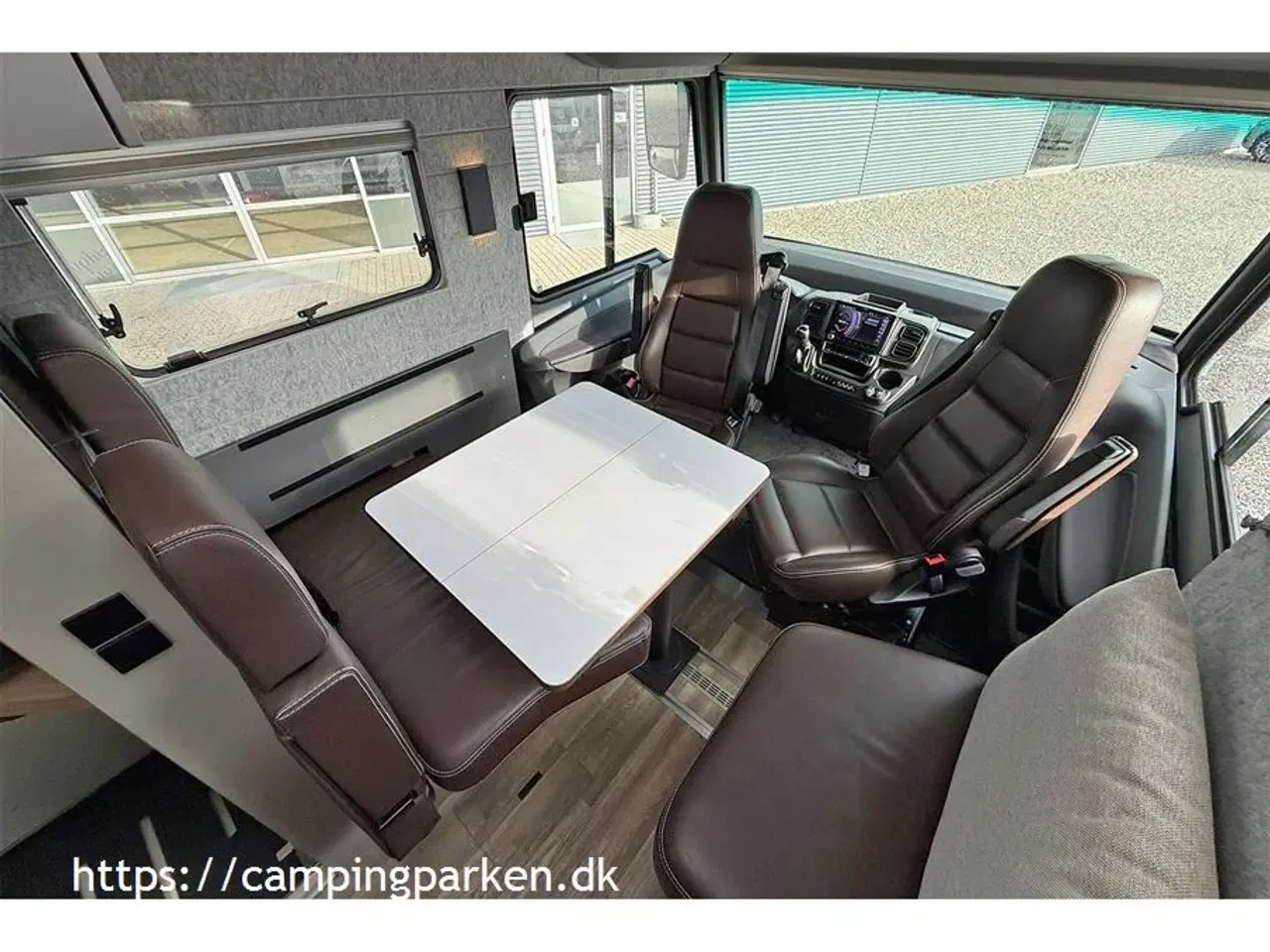 Billede 7 - 2022 - Niesmann+Bischoff iSmove 6.9E Aut. gear   En sjælden mulighed for en brugt Niesmann-Bischoff Ismove 6,9E, luksus i stilrent design