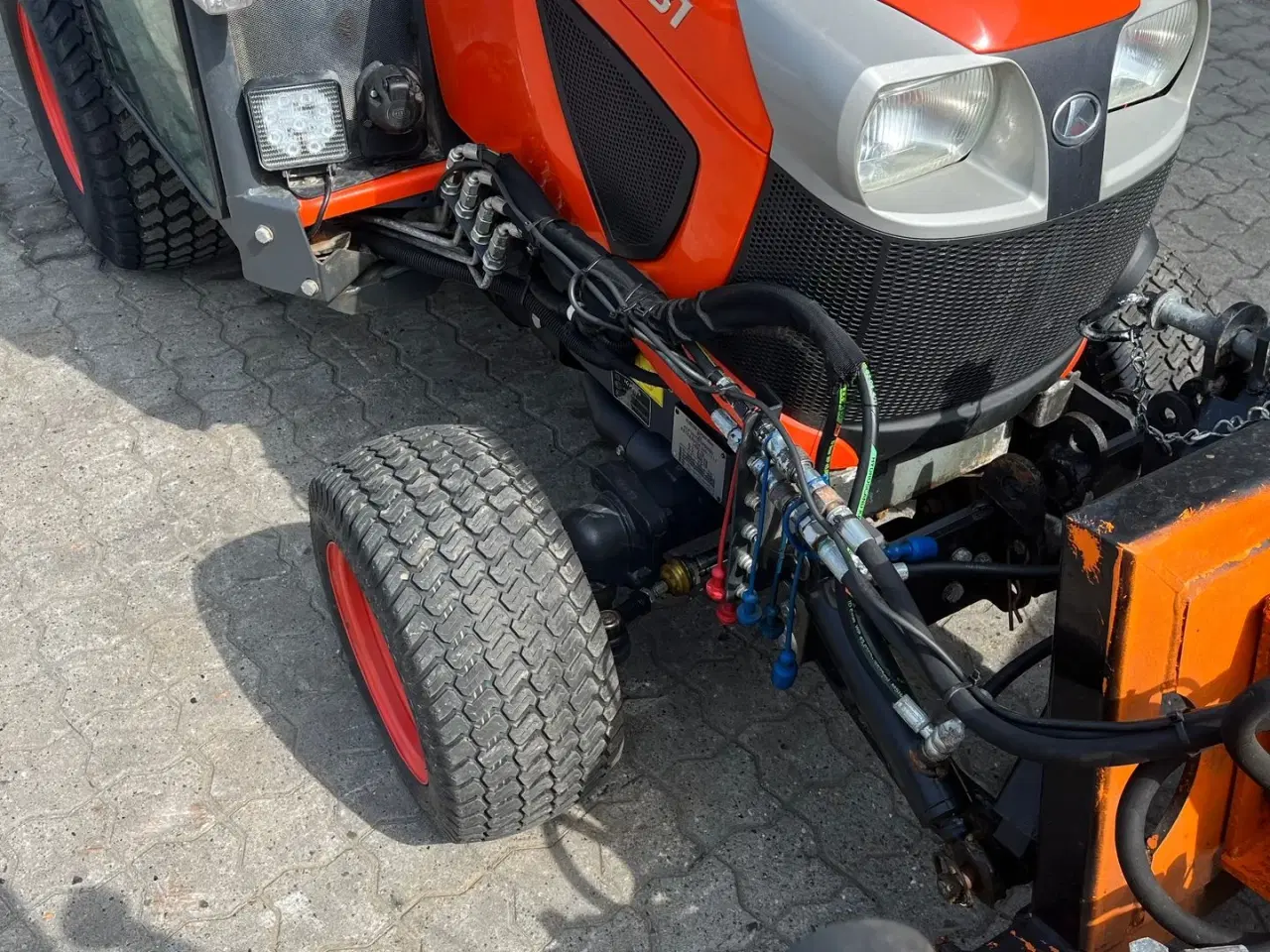 Billede 17 - Kubota BX231 Med v.plov og kombi salter kun kørt 507t