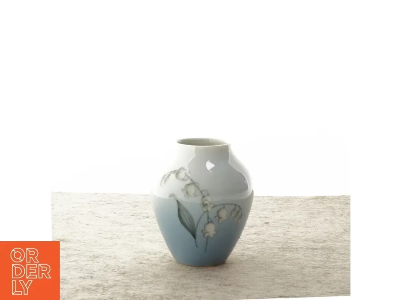 Billede 1 - Vase fra Bing Og Grøndal (str. 9 x 8 cm)