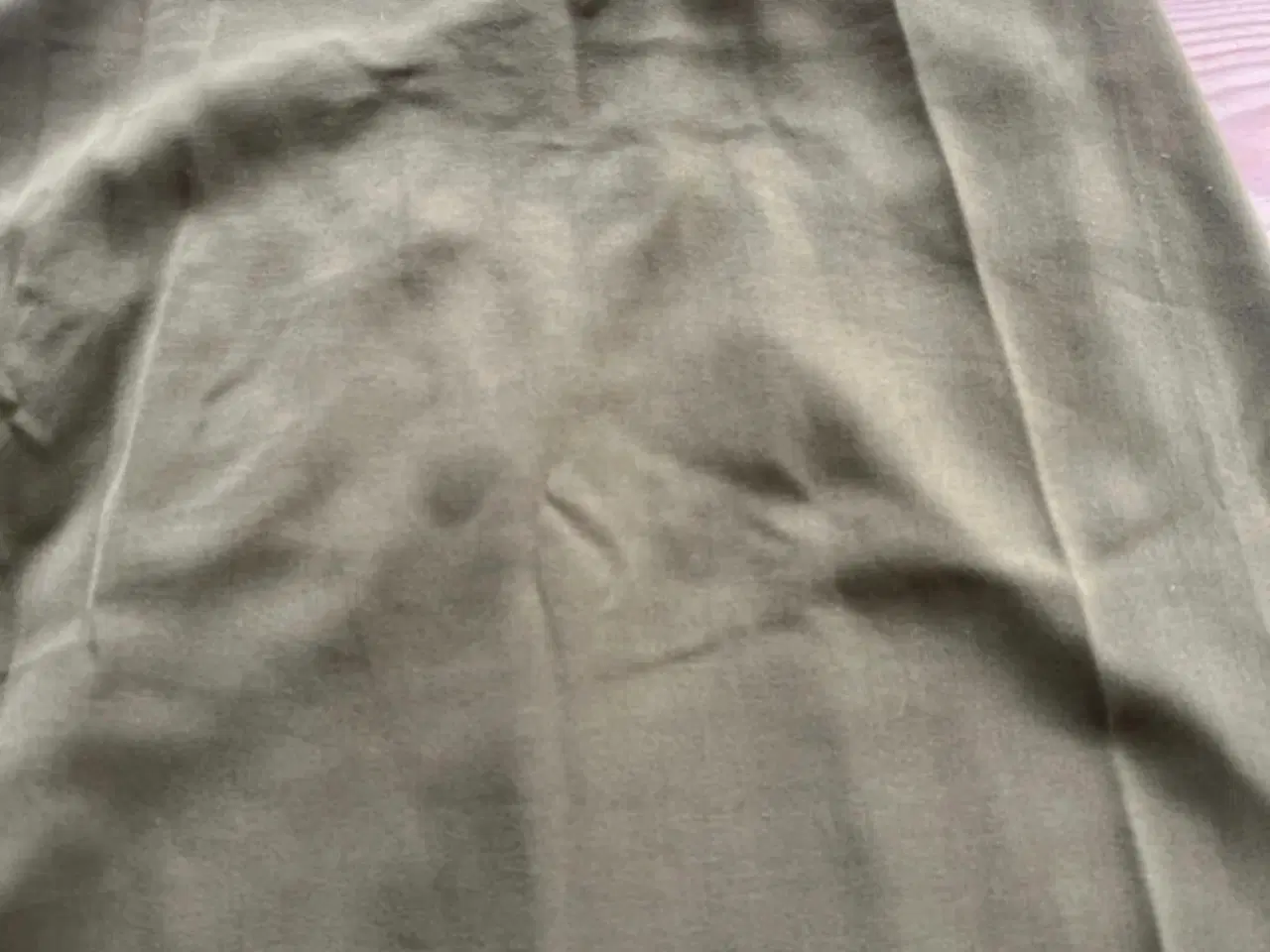 Billede 5 - Let sommerkjole i olivengrøn