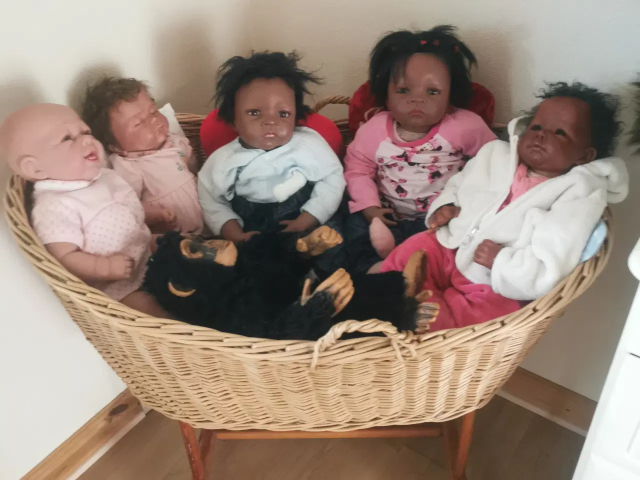 Billede 1 - Købes stor reborn pige Ca 100 cm