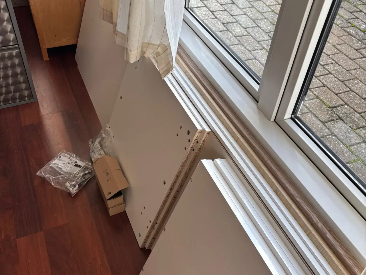 Billede 2 - Højskab, helt nyt ikke samlet. Ikea typ "Method"