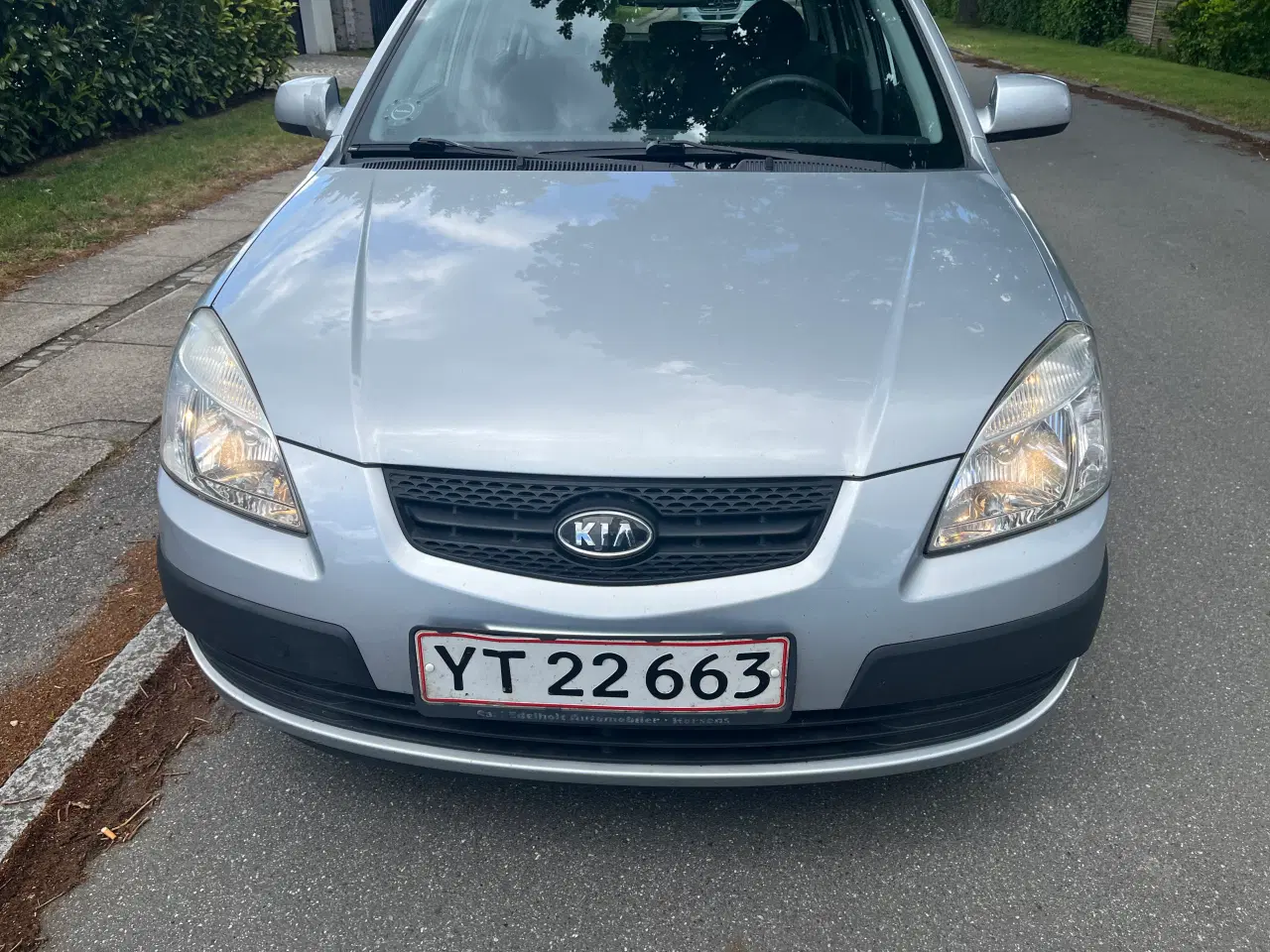 Billede 2 - Mormor fine Kia Rio skal væk nysynet 