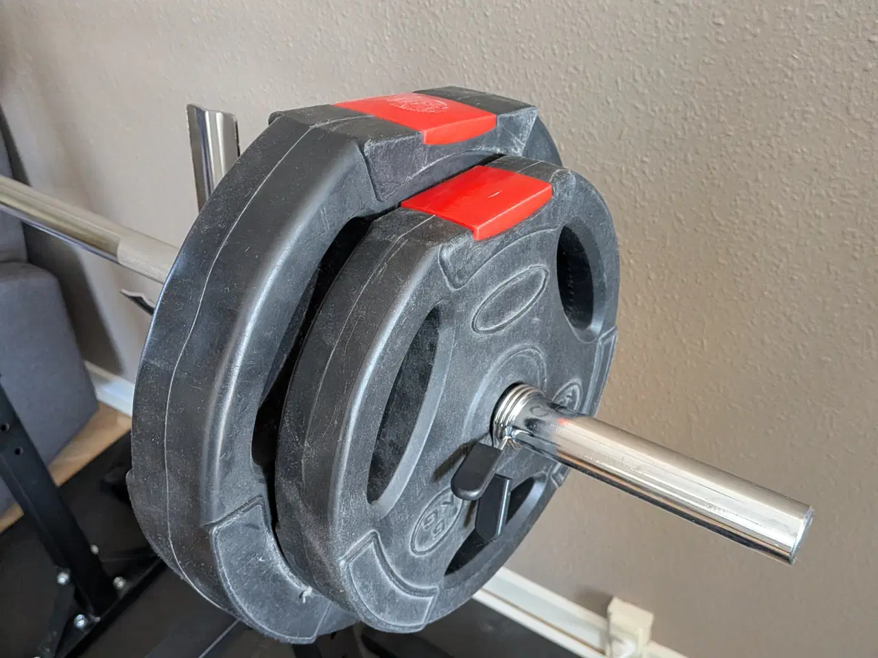 Billede 3 - Vægtstang med vægte stativ og måtter