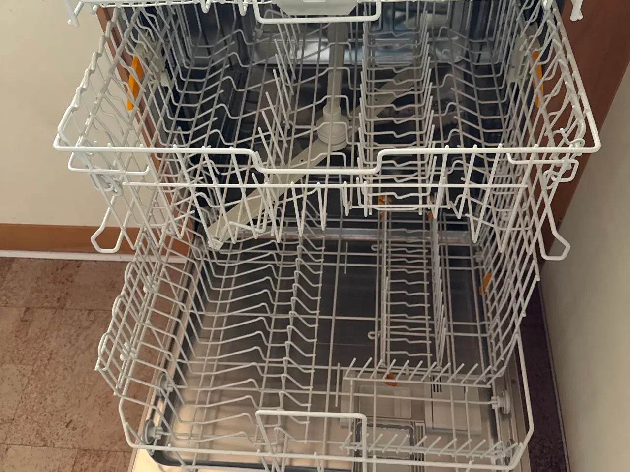 Billede 5 - Opvaskemaskine