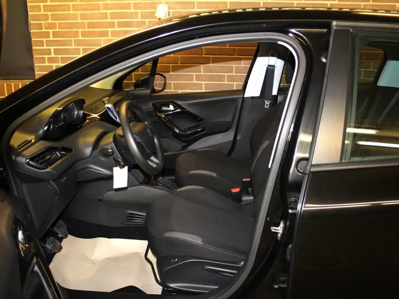 Billede 4 - Peugeot 208 1,6 BlueHDi 100 Active